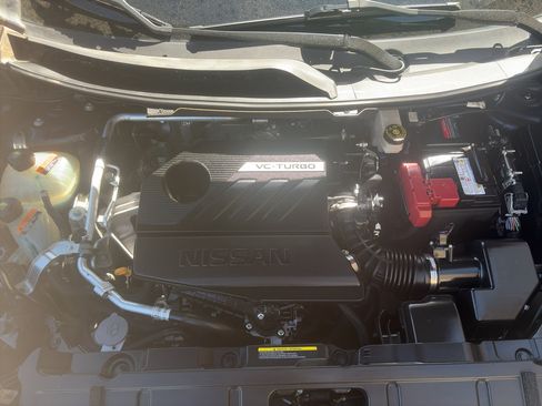 Used 2022 Nissan Rogue S FWD image 28