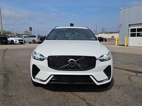New 2026 Volvo XC60 B5 Plus w/ Protection Package Premier AWD/4WD image 2