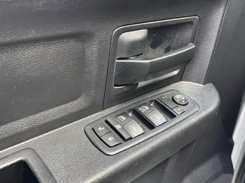 Used 2016 RAM 2500 Tradesman w/ Chrome Appearance Group AWD/4WD image 15