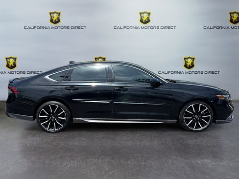 Used 2023 Honda Accord Touring image 6