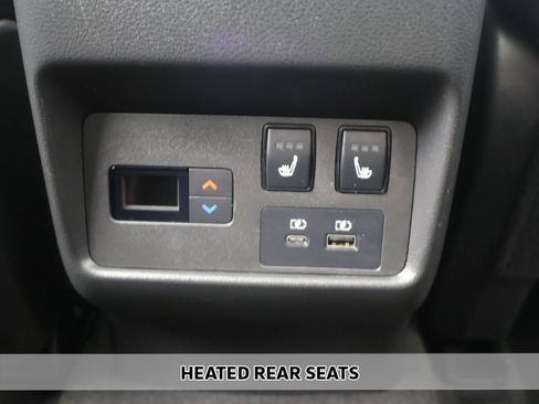 Used 2023 Nissan Rogue Platinum w/ Platinum Premium Package image 10