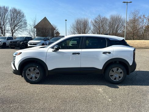 New 2026 Nissan Kicks S image 8