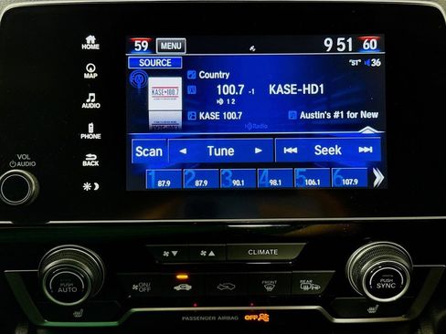 Used 2022 Honda CR-V Touring image 15