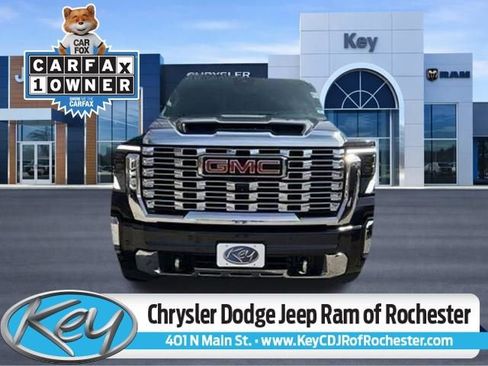 Used 2024 GMC Sierra 2500 Denali w/ Denali Reserve Package AWD/4WD image 1