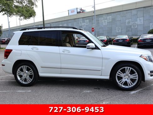 Used 2015 Mercedes-Benz GLK 350 4MATIC image 11