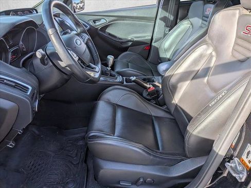 Used 2016 Ford Focus ST w/ Equipment Group 402A image 14