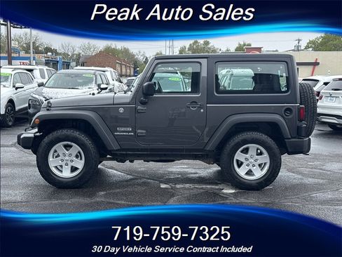 Used 2017 Jeep Wrangler Sport S w/ Quick Order Package 24S AWD/4WD image 4