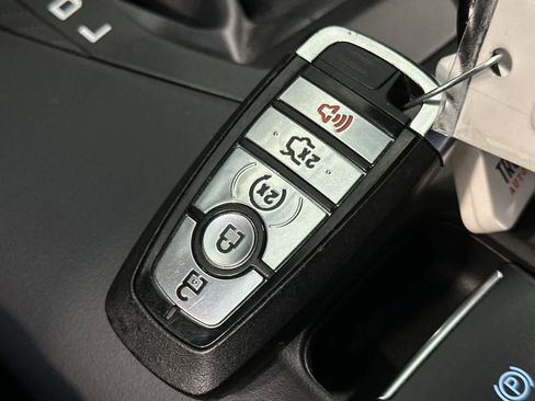 Used 2025 Ford Mustang Premium RWD image 28