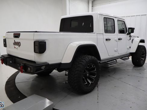 Used 2022 Jeep Gladiator Rubicon w/ Cold Weather Group image 2