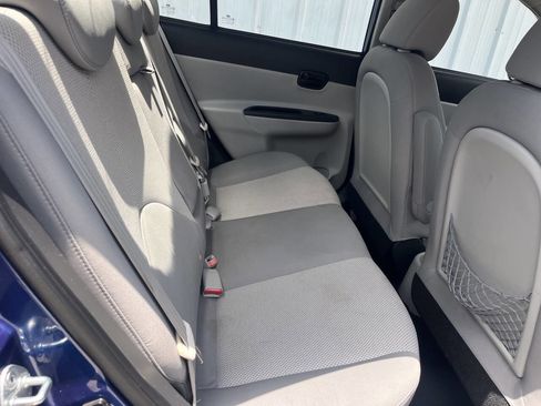 Used 2011 Hyundai Accent GLS w/ Premium Pkg 4 image 21