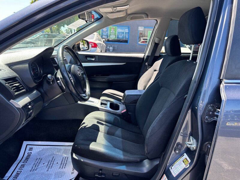 Used 2014 Subaru Outback 2.5i Premium AWD/4WD image 10