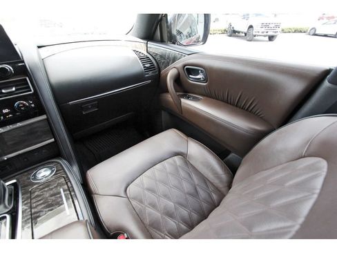 Used 2021 Nissan Armada Platinum w/ Captain's Chairs Package RWD image 11