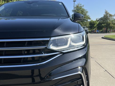 Used 2024 Volkswagen Tiguan SEL R-Line w/ MDO Package, Two-Row AWD/4WD image 5