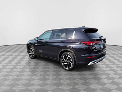 Used 2024 Mitsubishi Outlander SEL image 6