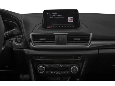 Used 2018 MAZDA MAZDA3 Touring image 13