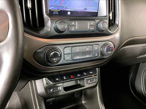 Certified 2022 GMC Canyon AT4 AWD/4WD image 15