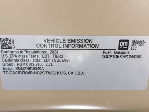 Used 2024 Chevrolet Colorado Z71 w/ Z71 Convenience Package 2 AWD/4WD image 15