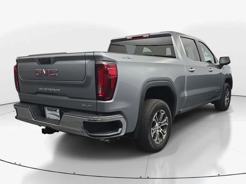 Used 2025 GMC Sierra 1500 SLT image 9
