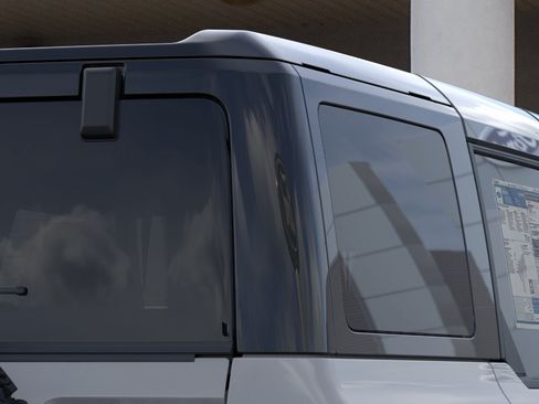 New 2026 Ford Bronco Badlands w/ Black Appearance Package AWD/4WD image 25