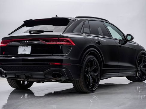 Used 2021 Audi RS Q8 4.0T w/ Carbon Optic Package image 9