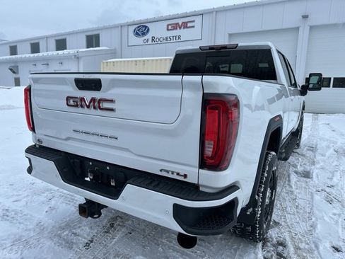 Used 2020 GMC Sierra 2500 AT4 w/ AT4 Premium Package image 5