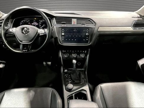 Used 2019 Volkswagen Tiguan SEL AWD/4WD image 7