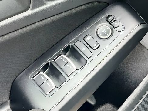 Used 2025 Honda Civic Sport image 17