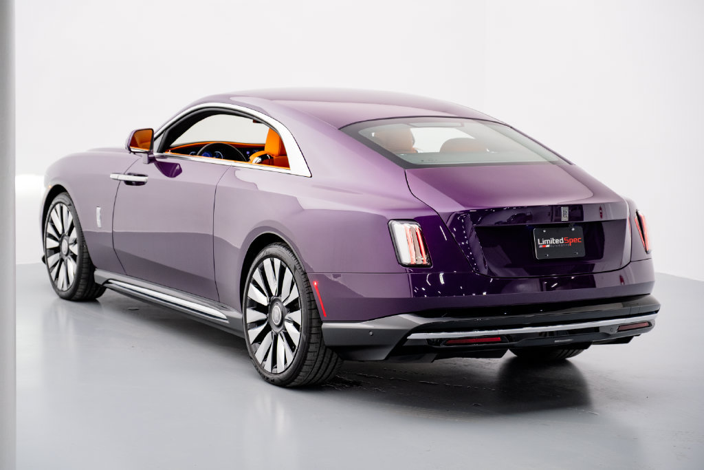 Used 2024 Rolls-Royce Spectre w/ Spectre Launch Package AWD/4WD image 25