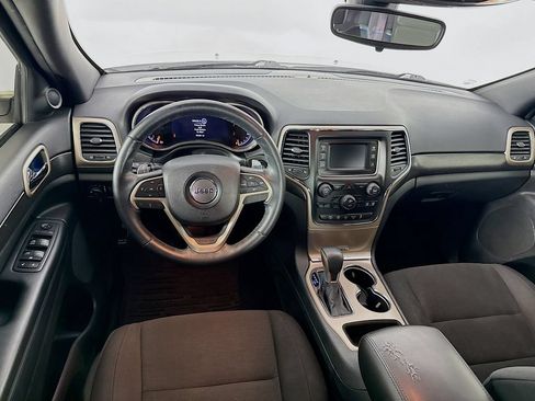 Used 2017 Jeep Grand Cherokee Laredo w/ Quick Order Package 23E AWD/4WD image 21