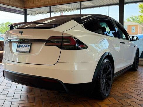 Used 2023 Tesla Model X AWD/4WD image 10
