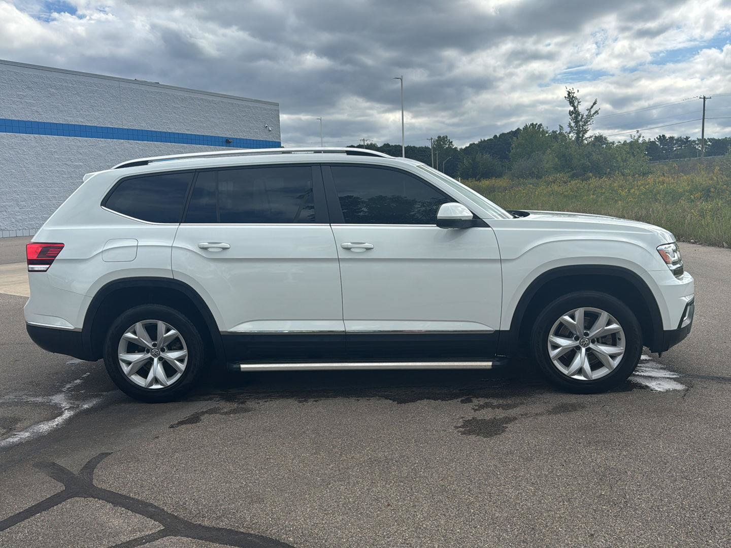 Used 2019 Volkswagen Atlas SEL AWD/4WD image 6