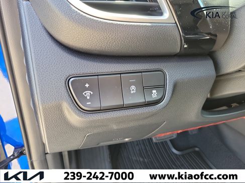 New 2026 Kia Seltos S FWD image 21