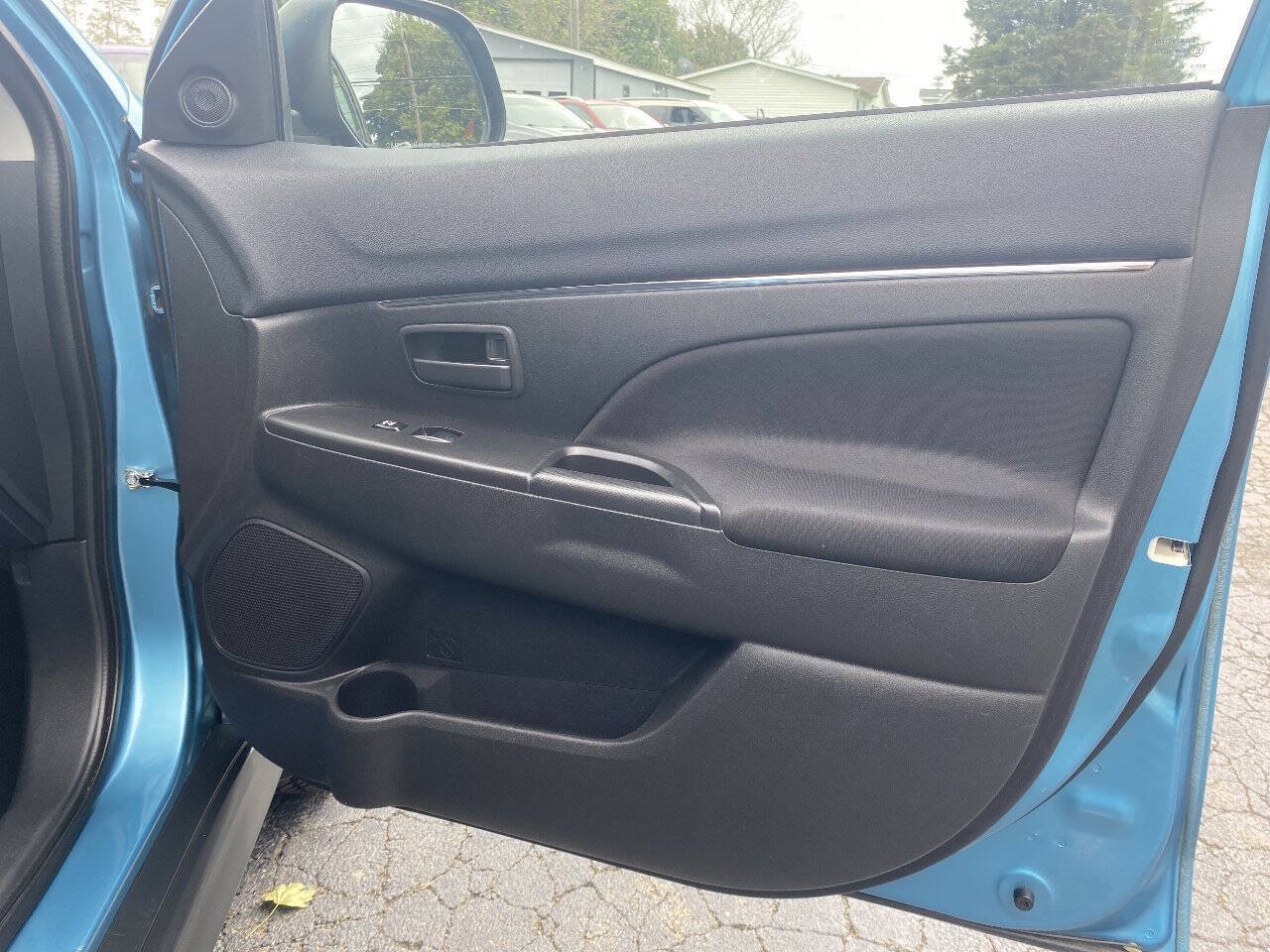 Used 2013 Mitsubishi Outlander Sport ES FWD image 8