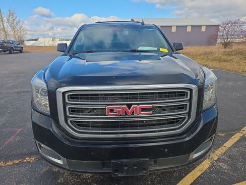 Used 2016 GMC Yukon SLT w/ Open Road Package image 8