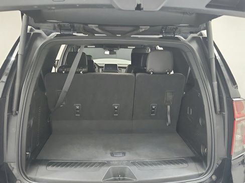 Used 2021 Chevrolet Tahoe LT w/ Rear Media and Nav Package AWD/4WD image 25