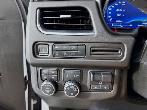 Used 2023 Chevrolet Tahoe Z71 w/ Off-Road Capability Package image 16