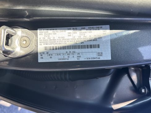 Certified 2022 Ford Escape S image 28