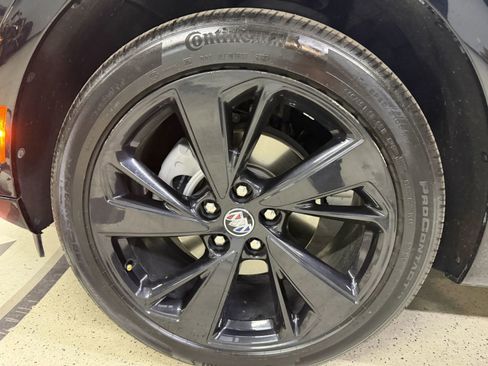 Used 2023 Buick Envision Essence w/ Sport Touring Package image 23