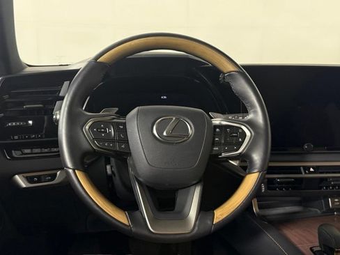Used 2025 Lexus RX 350 Premium w/ Accessory Package (Z1) FWD image 28