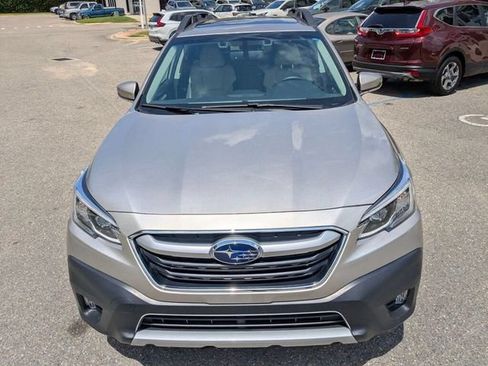 Used 2020 Subaru Outback Limited w/ Popular Package #2 AWD/4WD image 4
