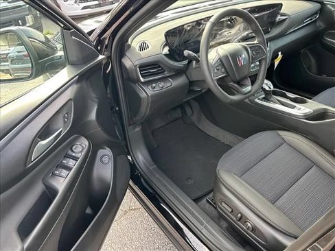 New 2026 Buick Envista Sport Touring w/ Convenience I Package FWD image 17