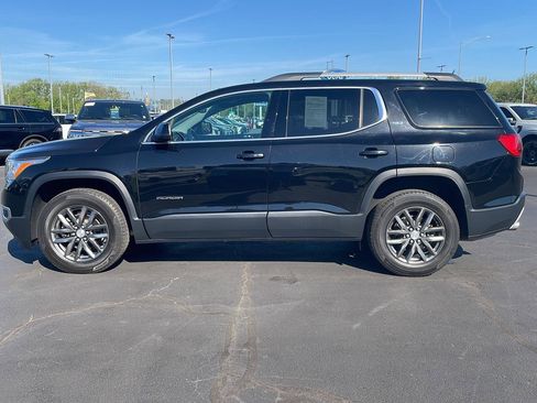 Used 2019 GMC Acadia SLT FWD image 2