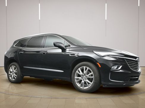 Used 2023 Buick Enclave Premium w/ Experience Buick Package FWD image 27