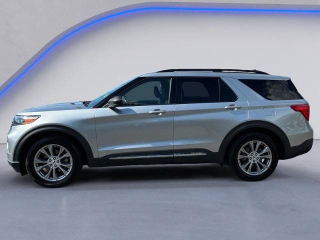 Certified 2021 Ford Explorer XLT w/ Equipment Group 202A RWD image 7