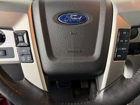 Used 2014 Ford F150 Platinum image 16