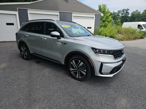 Used 2022 Kia Sorento SX Prestige w/ Panoramic Sunroof Package AWD/4WD image 9