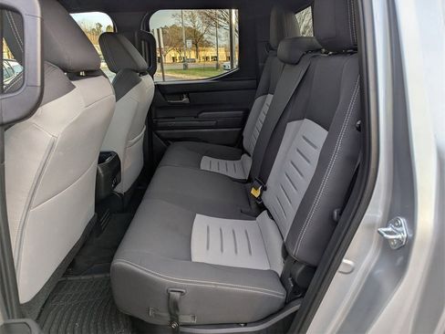 Used 2024 Toyota Tacoma TRD Off-Road image 15