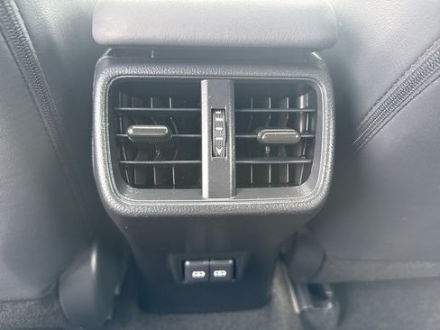 Used 2023 Lexus UX 250h F Sport AWD/4WD image 33