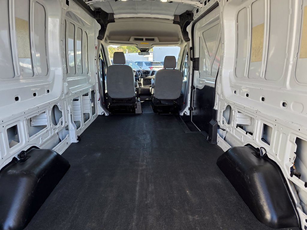 Used 2018 Ford Transit 250 148 Medium Roof RWD image 11