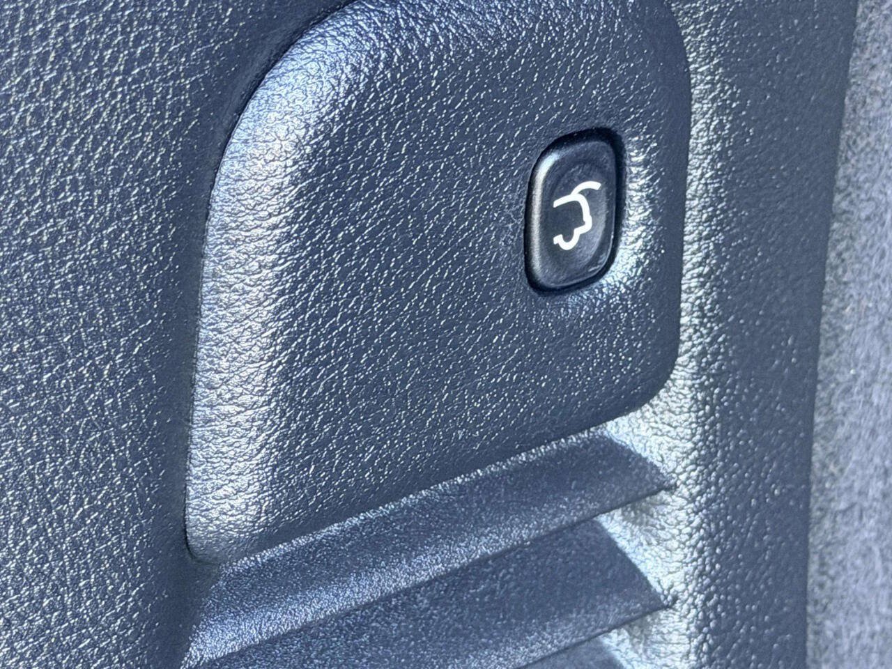 Used 2020 Dodge Durango GT AWD/4WD image 9